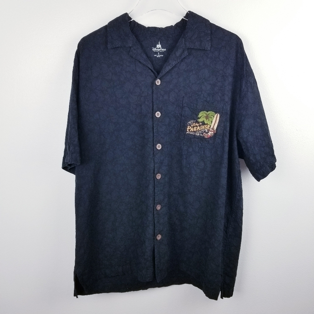 Disney Parks Mickey in Paradise Embroidered Button Front Shirt size Large
